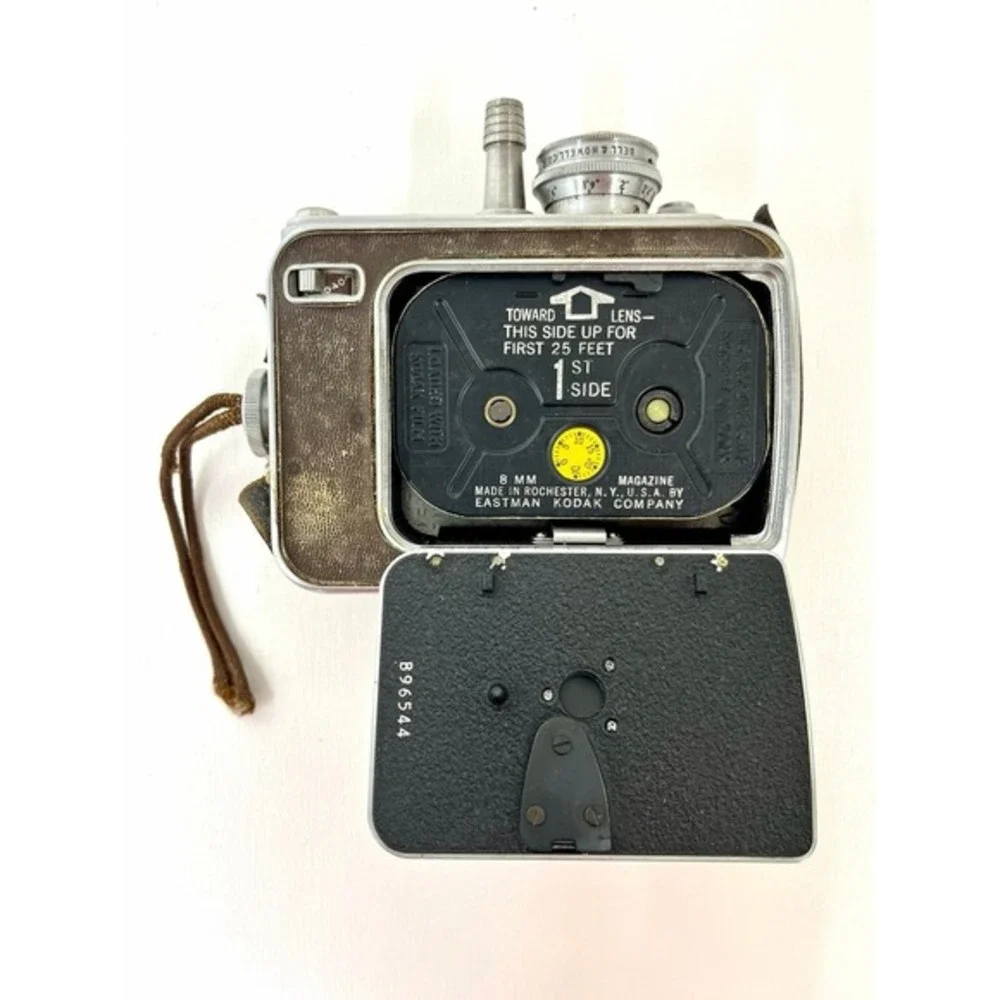 Vintage Bell & Howell‎ 8mm Magazine Film Camera Model 172 – Retro Mid-Century